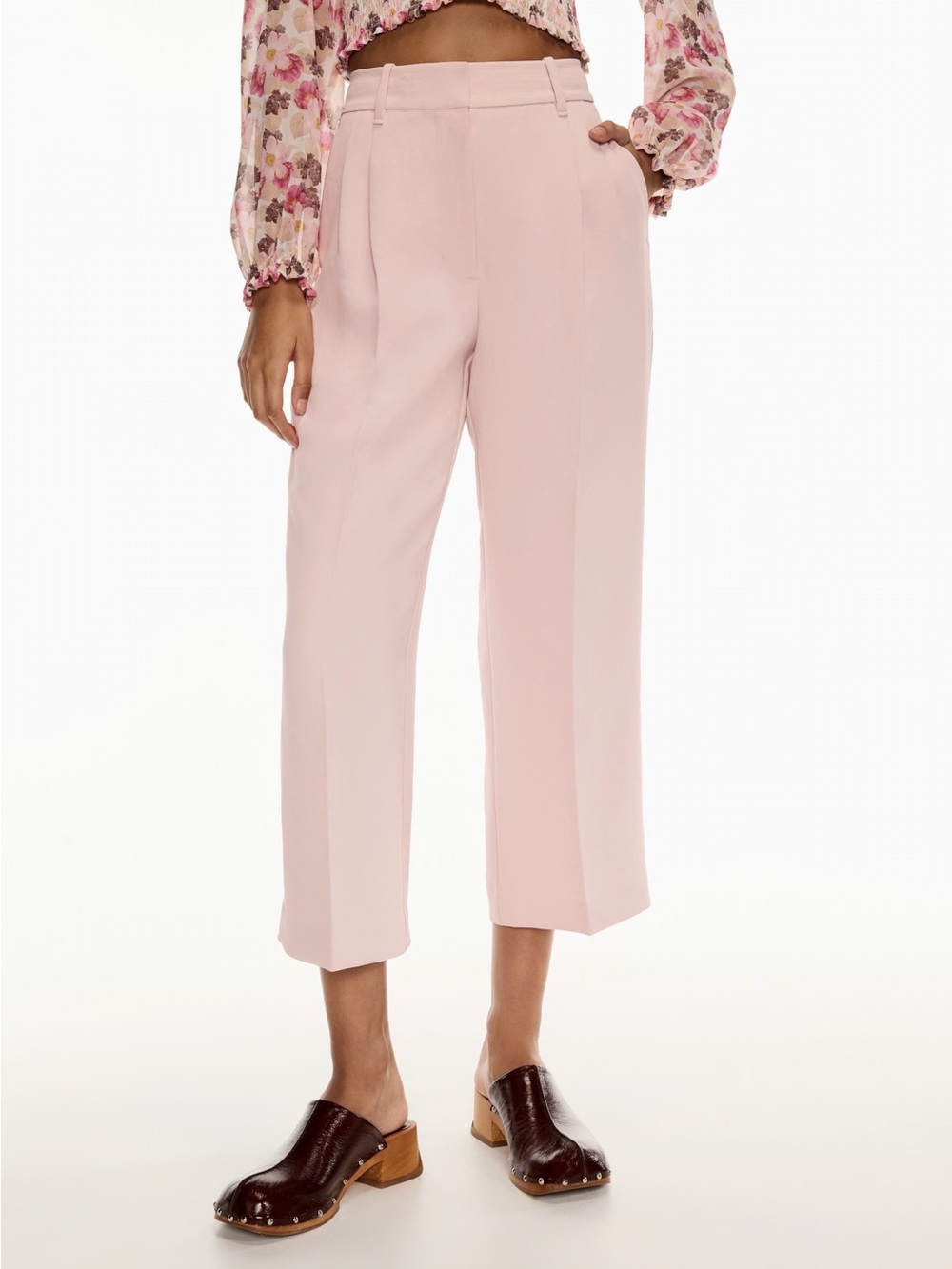 Aritzia Wilfred Sz 2 Effortless Light Pink Crop Tailored Office Pants